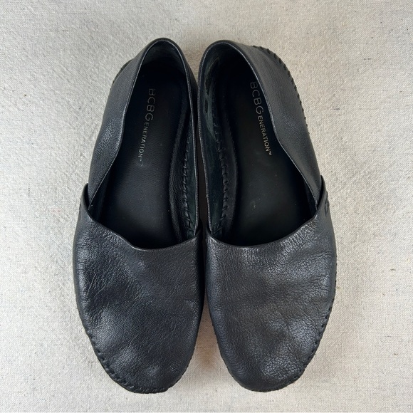 BCBGeneration Women’s 7 Black Leather Ballet Flats/Driving Mocs - Picture 4 of 11
